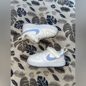 Nike Air Force 1 * baby *